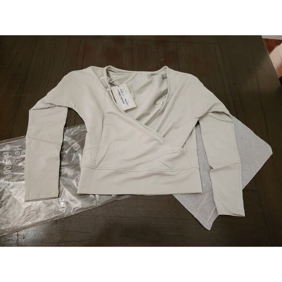 NWT Marcella Alyssa Infinity Top - Size S - Picture 1 of 7